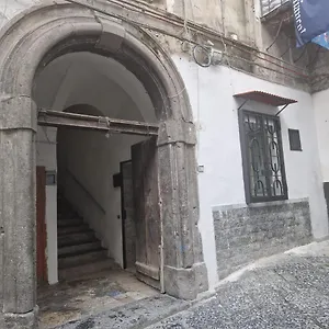 Caponapoli House Appartamento